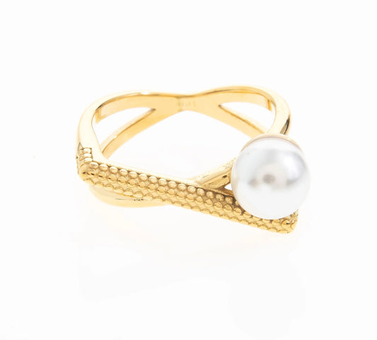 Laia Pearl Statement Ring