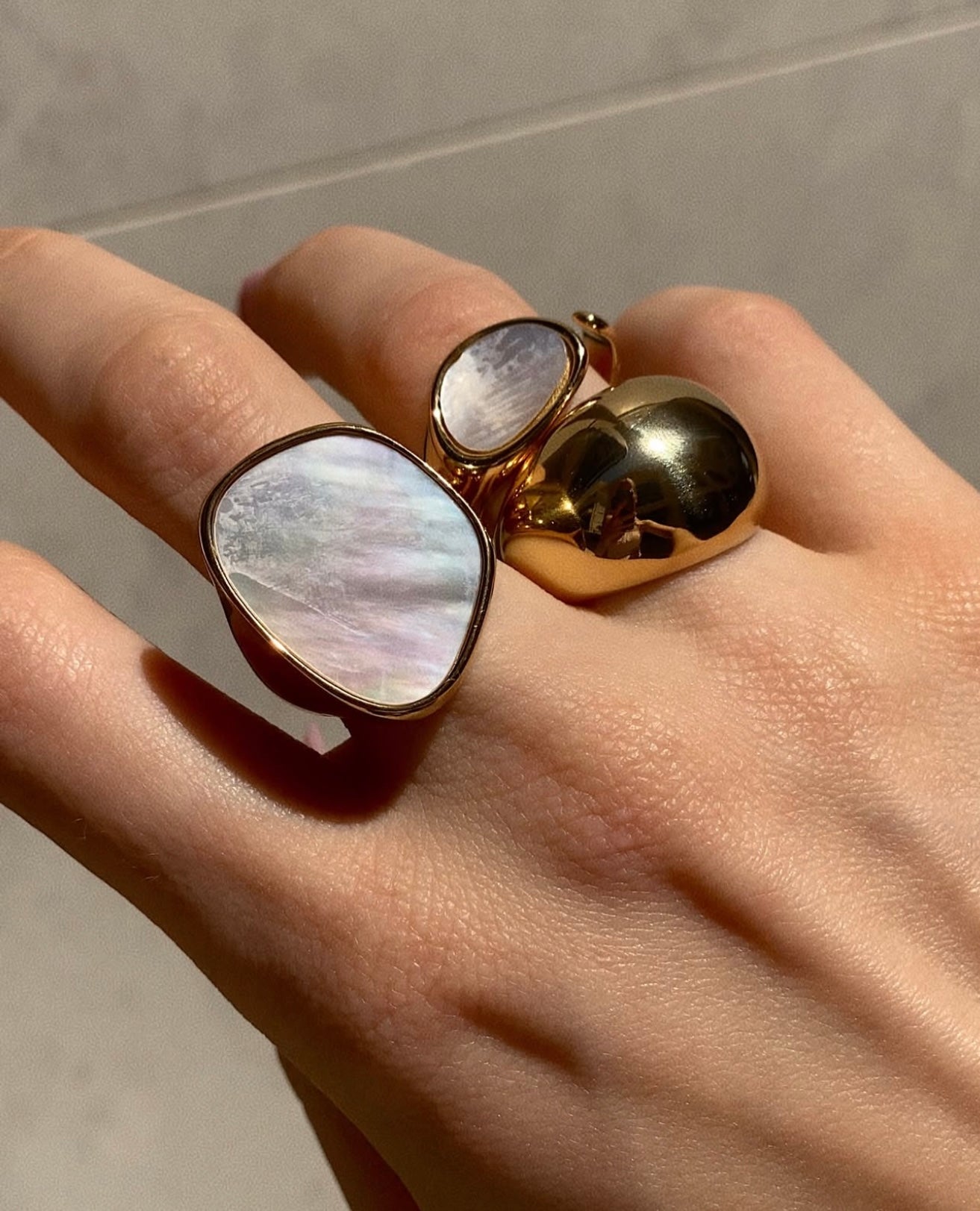 Atum Mother of Pearl Chunky Ring