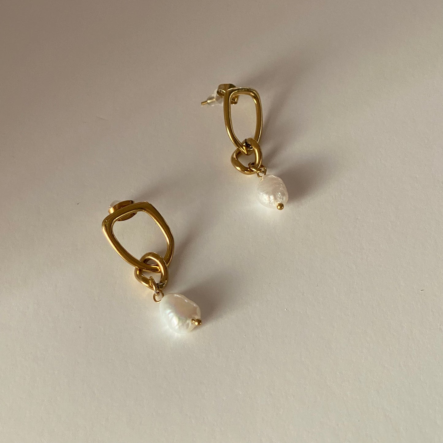 Boucles d'oreilles pendantes à chaîne irrégulière en perles d'eau douce 'Koa'