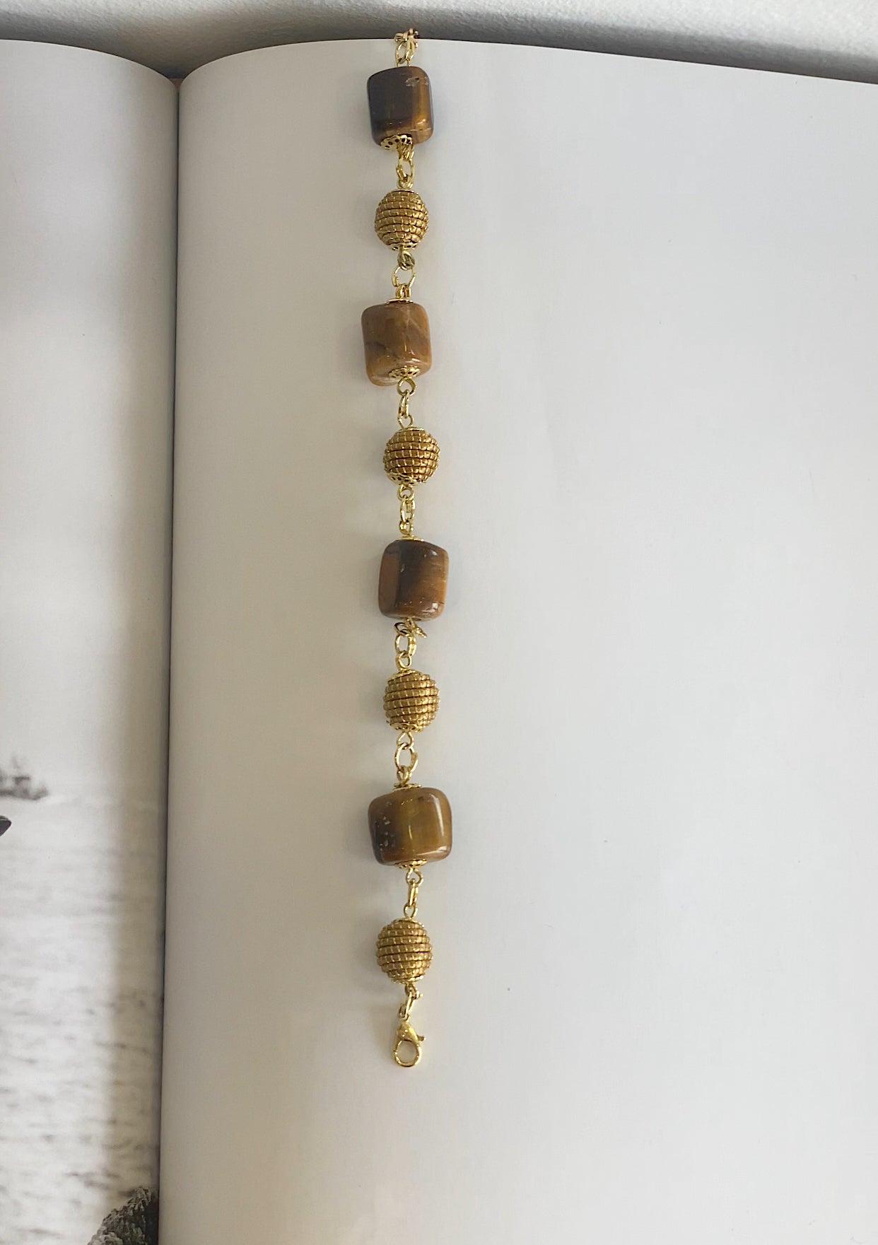 Golden Grass Tiger Eye Beads Bracelet